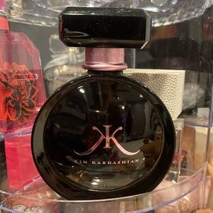 Kim kardashian fragrance